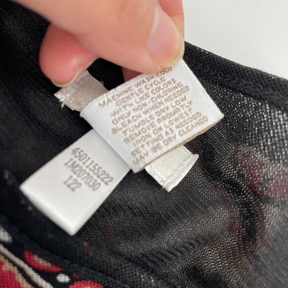 Chico's Black Medallion Leila Cap Sleeve Mesh Nylon Shirt Womens Small Casual - Picture 5 of 7